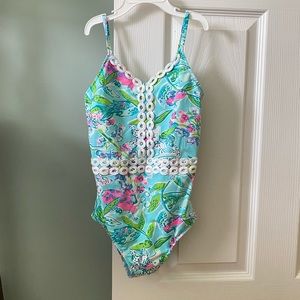 Lilly Pulitzer girls one piece swimsuit size 7